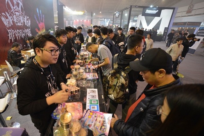 法國巴黎電子煙展覽會Vapexpo(m.cqmrd.com)