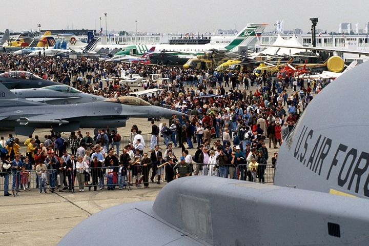 法國巴黎航天航空展覽會(huì)（PARIS AIR SHOW）(m.cqmrd.com)